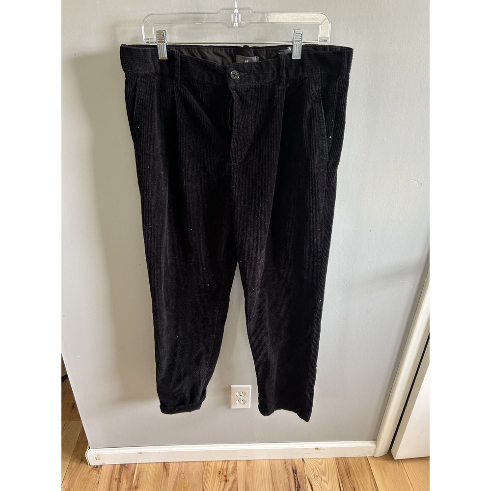 H&M Mens Black Pleated Corduroy Trousers Relaxed Fit Straight Leg Pants RN148862 - Picture 2 of 2